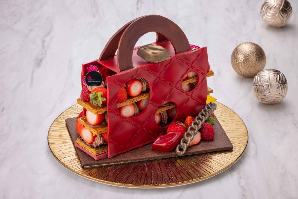 scenery_2025_9_10_ハンドバッグ型ケーキ_1