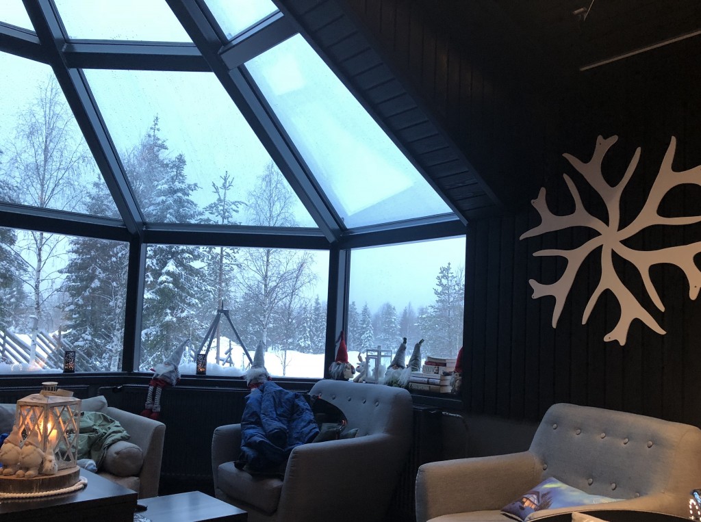 FA6E381A-F10A-4A86-8FE3-5C1D7009E8B7