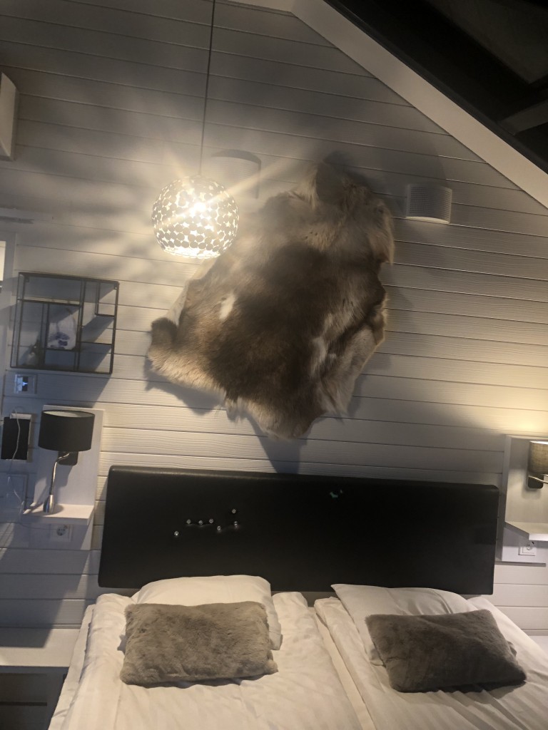 FC5A0DA9-F158-4789-A44D-E49C0D729B72