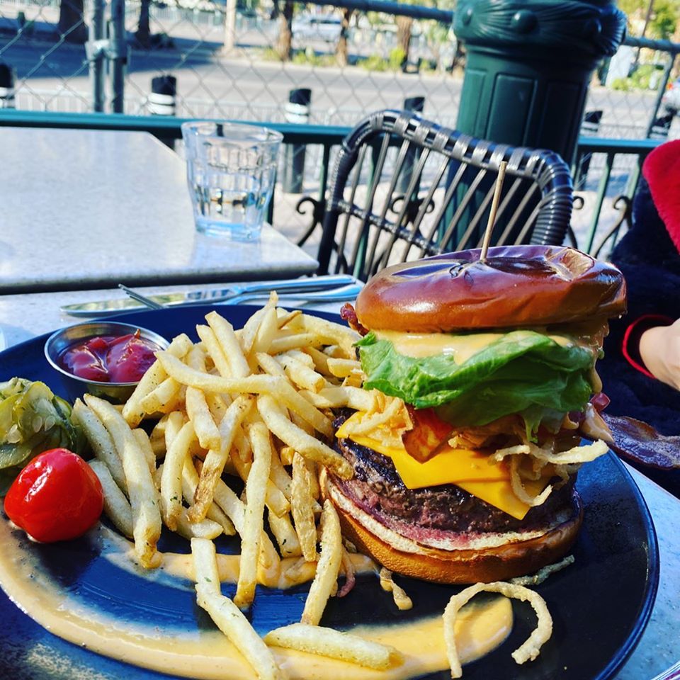 ラスベガスで朝からハンバーガー！HEXX Las Vegas