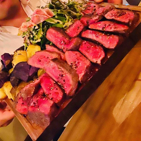 ビオワインの聖地・水天宮の「ラピヨッシュ」で、肉、肉、肉祭り！