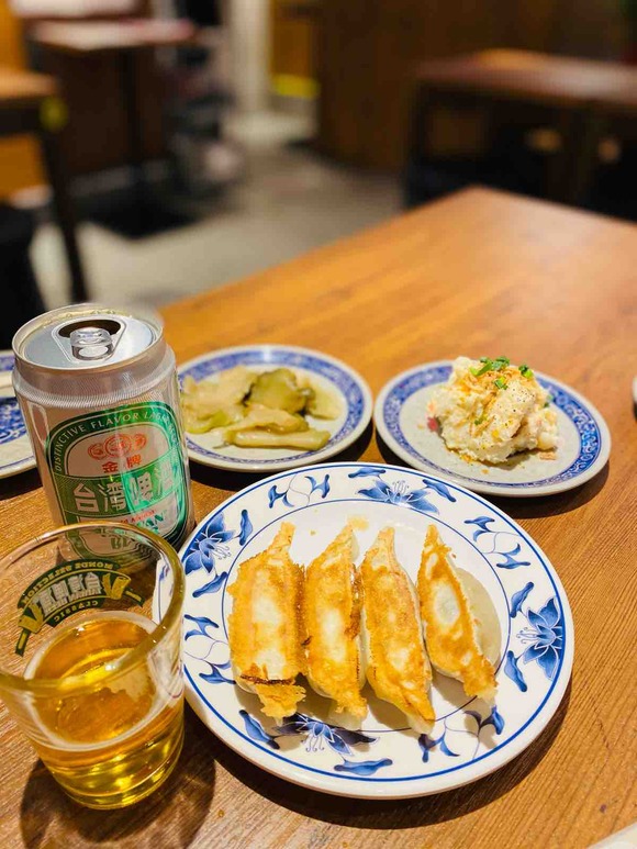 餃子+おかずが2品+台湾ビールで770円ポッキリ〜☆知多屋鍋貼