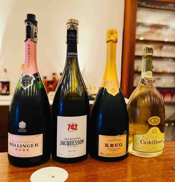 堂々と飲める幸せ☆京都「カーヴ・ド・ケイ」でマグナムシャンパンをグラスで