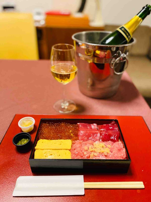 マグロ重3週目は卵焼き！だったらシャンパンね＠マグロDish