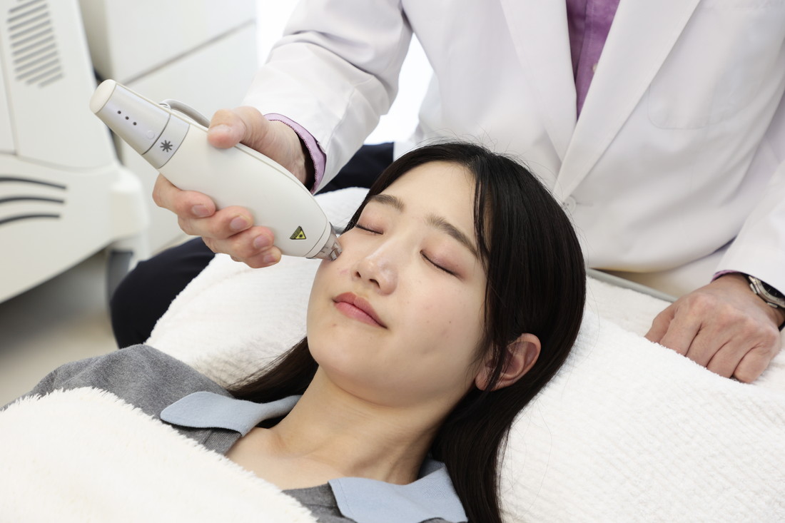 “負担なく続けられる治療で定期的的にケア”が美への近道！～サイ皮膚泌尿器科～